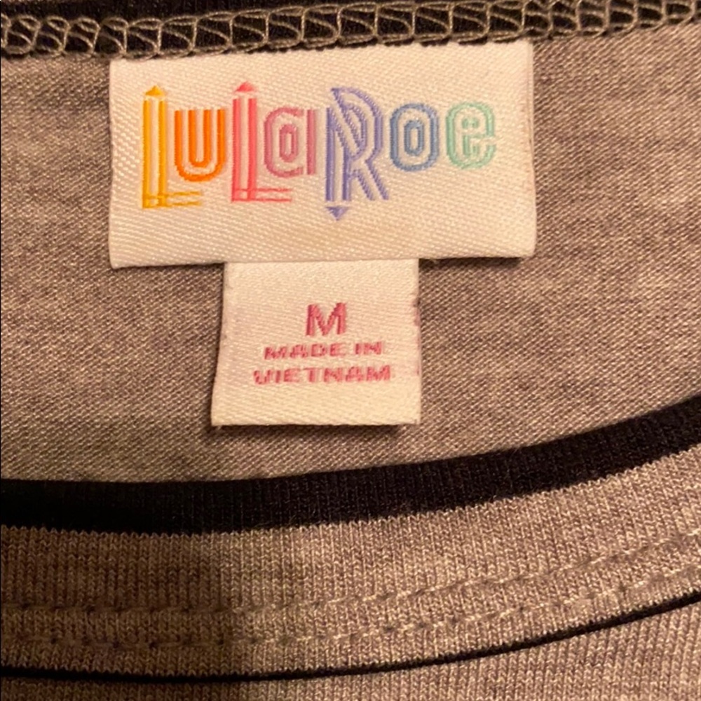 LuLaRoe Randy Tee - Picture 3 of 3